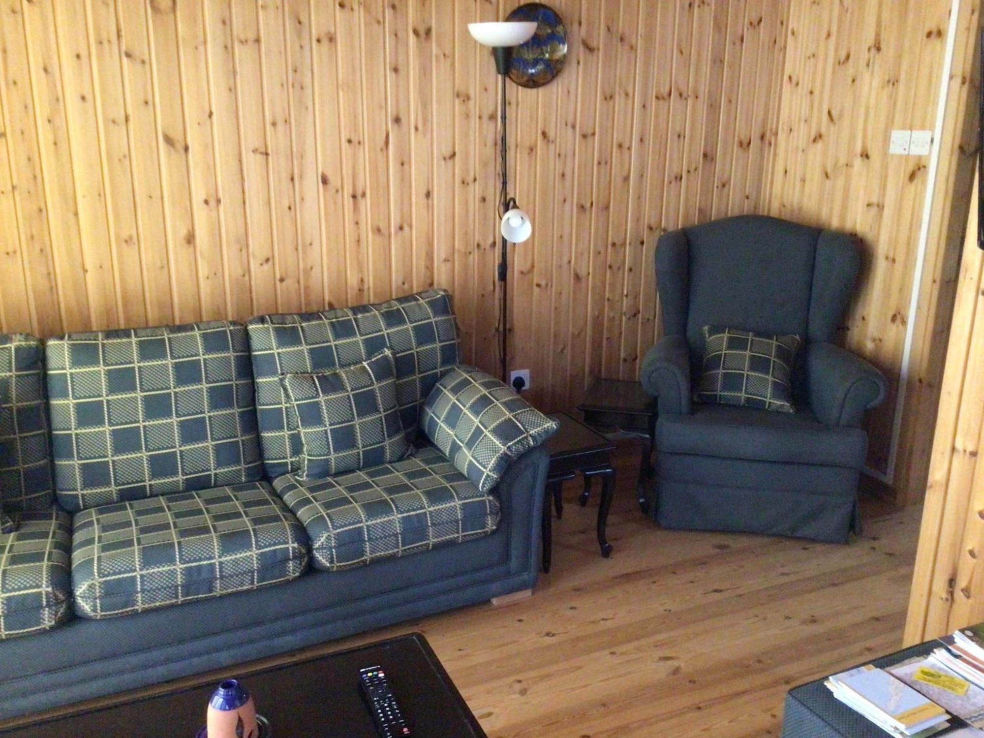 Pervolaris Cottages 2 Goudhi Eksteriør bilde